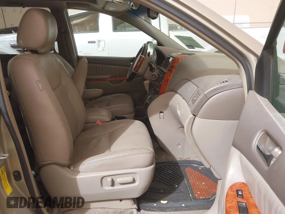 2007 Toyota Sienna XLE with VIN 5TDZK22C47S081645, listed as a IAAI auction lot 41807052 with 139,103 mi miles. Bid and sale history available at carsss.com. Image 5.