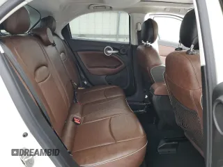 2016 FIAT 500X Lounge z VIN ZFBCFYDT2GP365900, wystawiony jako Copart lot #44891615 z przebiegiem 129 299 mil mil oraz Szkody całkowita. Historia ofert i sprzedaży dostępna na DreamBid. Obrazek 12.