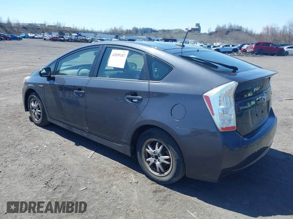 2010 Toyota Prius II with VIN JTDKN3DU9A0099105, listed as a IAAI auction lot 42059187 with 200,718 mi miles. Bid and sale history available at carsss.com. Image 3.