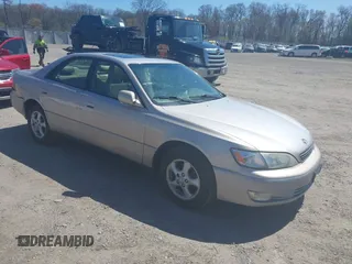 1998 Lexus ES 300 with VIN JT8BF28G6W5042042, listed as a IAAI auction lot 42000714 with 115,279 mi miles and . Bid and sale history available at DreamBid. Image 1.