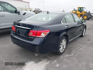2010 Lexus ES 330 z VIN JTHBK1EG4A2405717, wystawiony jako IAAI lot #42329195 z przebiegiem 118 157 mil mil oraz . Historia ofert i sprzedaży dostępna na DreamBid. Obrazek 4.