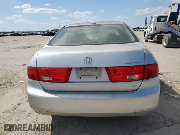 2005 Honda Accord EX-L z VIN 1HGCM56825A013329, wystawiony jako Copart lot #57798015 z przebiegiem 150 888 mil mil oraz Czysty tytuł • Clean title. Historia ofert i sprzedaży dostępna na DreamBid. Obrazek 6.