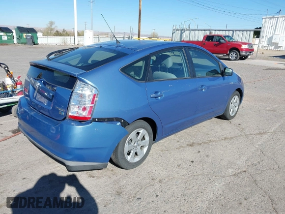 2009 Toyota Prius with VIN JTDKB20U097842603, listed as a IAAI auction lot 41748647 with 110,364 mi miles. Bid and sale history available at carsss.com. Image 4.