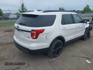 2017 Ford Explorer XLT z VIN 1FM5K8D84HGB85845, wystawiony jako IAAI lot #42342199 z przebiegiem 86 378 mil mil oraz . Historia ofert i sprzedaży dostępna na DreamBid. Obrazek 4.