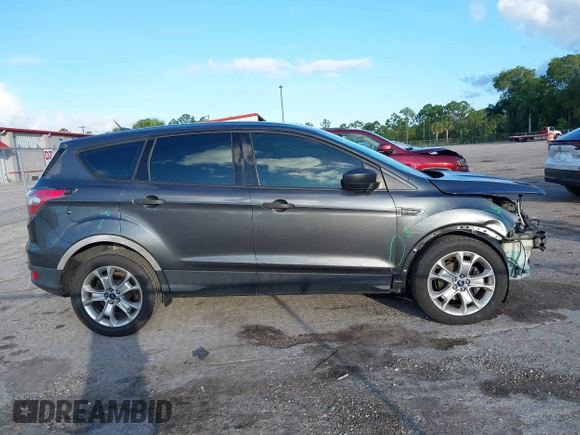 2017 Ford Escape S с VIN 1FMCU0F79HUB52297, выставлен на аукционе IAAI как лот 42577881 с пробегом 89 931 миль миль и . История ставок и продаж доступна на DreamBid. Изображение 14.