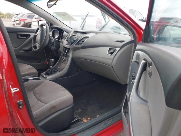 2016 Hyundai Elantra SE with VIN KMHDH4AE1GU523473, listed as a IAAI auction lot 41763590 with 195,597 mi miles. Bid and sale history available at carsss.com. Image 5.
