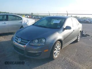 2006 Volkswagen Jetta Sedan 2.0L Turbo with VIN 3VWMJ71K16M697690, listed as a IAAI auction lot 42111138 with 119,998 mi miles. Bid and sale history available at carsss.com. Image 2.
