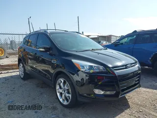 2016 Ford Escape Titanium with VIN 1FMCU0JX5GUC88013, listed as a IAAI auction lot 41933751 with 77,789 mi miles. Bid and sale history available at carsss.com. Image 1.