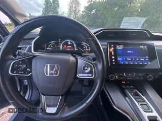 2018 Honda Clarity Plug-In Hybrid Touring with VIN JHMZC5F35JC001933, listed as a Copart auction lot 54958345 with 125,921 mi miles and Clean Title. Bid and sale history available at carsss.com. Image 9.