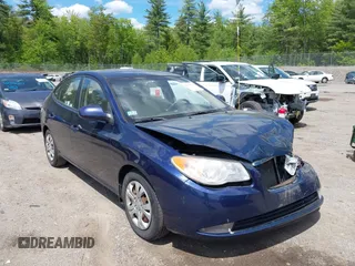 2009 Hyundai Elantra SE z VIN KMHDU46D39U818296, wystawiony jako IAAI lot #42335479 z przebiegiem 160 913 mil mil oraz . Historia ofert i sprzedaży dostępna na DreamBid. Obrazek 1.
