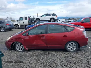 2005 Toyota Prius with VIN JTDKB20U453051802, listed as a IAAI auction lot 41831062 with 164,438 mi miles. Bid and sale history available at carsss.com. Image 14.