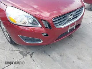 2013 Volvo S60 T5 Premier with VIN YV1612FS7D2210322, listed as a IAAI auction lot 42506708 with 268,266 mi miles and . Bid and sale history available at DreamBid. Image 12.