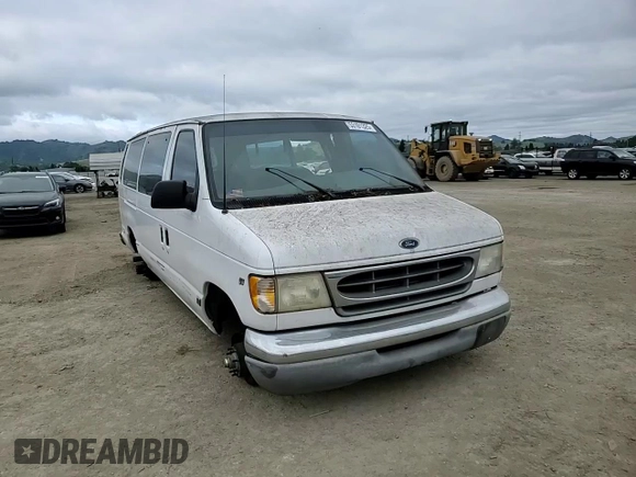 2001 Ford Econoline Passenger XL with VIN 1FBSS31L41HB19352, listed as a Copart auction lot 53101325 with 101,807 mi miles and Salvage title. Bid and sale history available at DreamBid. Image 11.