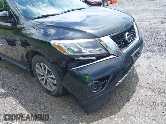 2016 Nissan Pathfinder S with VIN 5N1AR2MM4GC635388, listed as a IAAI auction lot 42240805 with 56,822 mi miles and . Bid and sale history available at DreamBid. Image 19.
