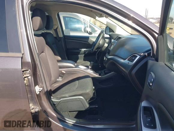 2015 Dodge Journey SXT with VIN 3C4PDCBG9FT696593, listed as a IAAI auction lot 41600713 with 139,763 mi miles. Bid and sale history available at carsss.com. Image 5.