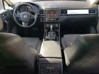 2016 Volkswagen Touareg Sport с VIN WVGEF9BP0GD012604, выставлен на аукционе Copart как лот 85132214 с пробегом 127 155 миль миль и Чистый • Clean title. История ставок и продаж доступна на DreamBid. Изображение 8.