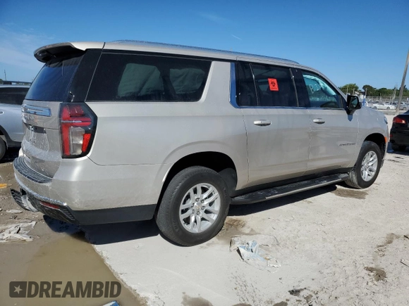 2021 Chevrolet Suburban LT z VIN 1GNSCCKD0MR313964, wystawiony jako Copart lot #47876455 z przebiegiem 30 213 mil mil oraz Szkoda całkowita • Salvage title. Historia ofert i sprzedaży dostępna na DreamBid. Obrazek 3.