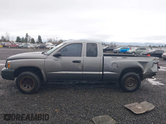2006 Dodge Dakota ST with VIN 1D7HE22N66S594976, listed as a IAAI auction lot 41057615 with 212,059 mi miles and . Bid and sale history available at DreamBid. Image 14.