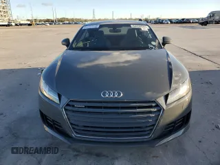 2016 Audi TT 2.0T z VIN TRUC5AFV3G1020339, wystawiony jako Copart lot #84490084 z przebiegiem Nie podano mil oraz Szkody całkowita. Historia ofert i sprzedaży dostępna na DreamBid. Obrazek 5.