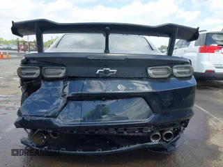 2019 Chevrolet Camaro 2SS with VIN 1G1FG1R70K0126995, listed as a IAAI auction lot 41946655 with 40,423 mi miles and . Bid and sale history available at DreamBid. Image 16.