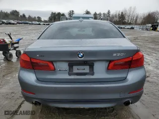 2019 BMW 5 Series 530i xDrive with VIN WBAJA7C59KG910982, listed as a Copart auction lot 47271875 with 0 mi miles and Salvage Title. Bid and sale history available at carsss.com. Image 6.