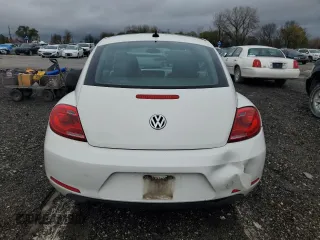 2013 Volkswagen Beetle 2.5L с VIN 3VWJX7AT7DM614139, выставлен на аукционе Copart как лот 78745604 с пробегом 201 620 миль миль и Списание • Salvage title. История ставок и продаж доступна на DreamBid. Изображение 6.