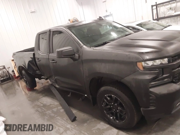 2021 Chevrolet Silverado 1500 RST with VIN 1GCRYEEDXMZ135111, listed as a IAAI auction lot 41398152 with 54,051 mi miles and . Bid and sale history available at DreamBid. Image 14.