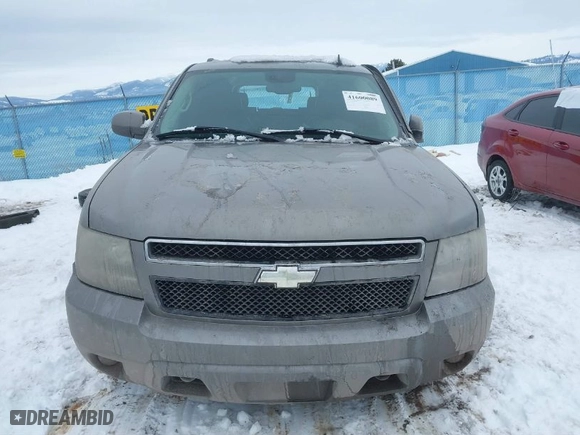 2007 Chevrolet Suburban LTZ with VIN 3GNFK16347G312802, listed as a IAAI auction lot 41600089 with 158,509 mi miles. Bid and sale history available at carsss.com. Image 13.