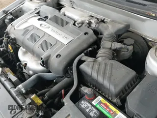 2005 Hyundai Elantra GLS z VIN KMHDN46D85U096136, wystawiony jako IAAI lot #43236554 z przebiegiem 87 785 mil mil oraz . Historia ofert i sprzedaży dostępna na DreamBid. Obrazek 13.