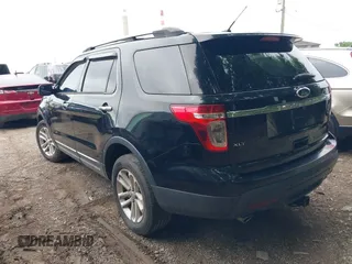 2014 Ford Explorer XLT z VIN 1FM5K7D89EGA23019, wystawiony jako IAAI lot #42706931 z przebiegiem 175 077 mil mil oraz . Historia ofert i sprzedaży dostępna na DreamBid. Obrazek 3.