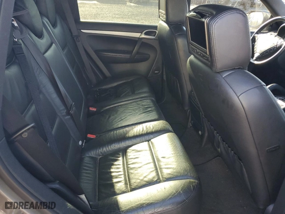 2008 Porsche Cayenne with VIN WP1AA29P08LA18245, listed as a Copart auction lot 82407334 with 155,292 mi miles and Salvage Title. Bid and sale history available at carsss.com. Image 10.