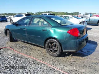 2007 Pontiac G6 1SV Value Leader with VIN 1G2ZF58B974213514, listed as a IAAI auction lot 41988782 with 283,986 mi miles. Bid and sale history available at carsss.com. Image 3.