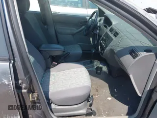 2005 Ford Focus S с VIN 1FAFP34N35W180596, выставлен на аукционе IAAI как лот 42569508 с пробегом 176 810 миль миль и . История ставок и продаж доступна на DreamBid. Изображение 5.