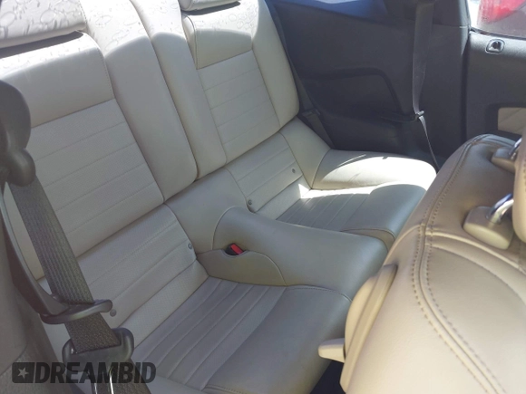 2014 Ford Mustang V6 with VIN 1ZVBP8AM1E5201949, listed as a IAAI auction lot 42505831 with 150,236 mi miles and . Bid and sale history available at DreamBid. Image 8.