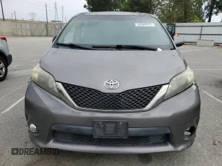 2011 Toyota Sienna SE with VIN 5TDXK3DC0BS121254, listed as a Copart auction lot 58588875 with 151,334 mi miles and Salvage title. Bid and sale history available at DreamBid. Image 5.