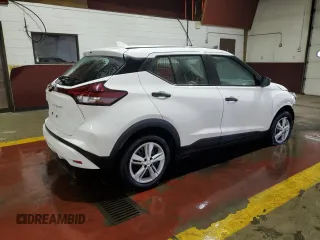 2024 Nissan Kicks S with VIN 3N1CP5BV3RL472338, listed as a Copart auction lot 53732045 with 30,063 mi miles and Clean Title. Bid and sale history available at carsss.com. Image 3.