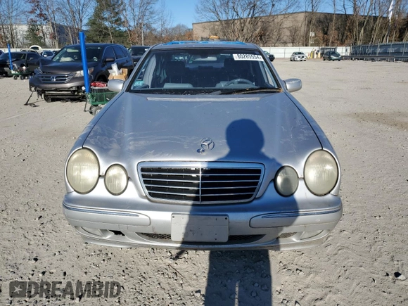 2001 Mercedes-Benz E-Class AWD with VIN WDBJF82J81X059893, listed as a Copart auction lot 80285554 with 156,713 mi miles and Clean Title. Bid and sale history available at carsss.com. Image 5.