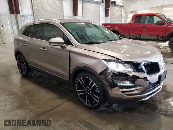 2018 Lincoln MKC Reserve z VIN 5LMTJ3DH9JUL00571, wystawiony jako Copart lot #48168825 z przebiegiem 84 983 mil mil oraz Szkoda całkowita • Salvage title. Historia ofert i sprzedaży dostępna na DreamBid. Obrazek 4.