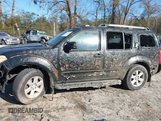 2008 Nissan Pathfinder S with VIN 5N1AR18U18C613323, listed as a IAAI auction lot 41143509 with 129,597 mi miles. Bid and sale history available at carsss.com. Image 6.