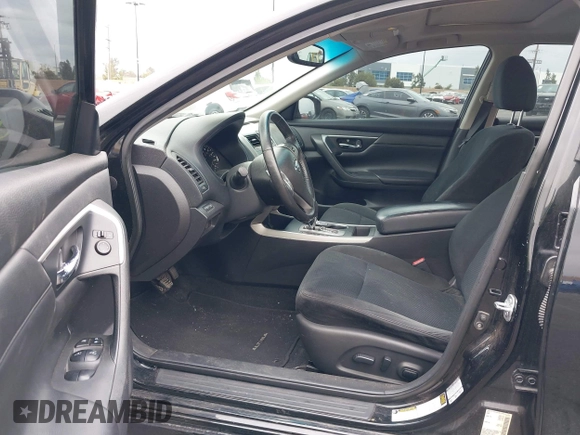 2015 Nissan Altima SV z VIN 1N4AL3AP6FC277466, wystawiony jako IAAI lot #42042276 z przebiegiem 118 806 mil mil oraz . Historia ofert i sprzedaży dostępna na DreamBid. Obrazek 5.