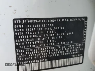 2024 Volkswagen Tiguan Wolfsburg Edition z VIN 3VVAB7AX9RM220316, wystawiony jako Copart lot #49146475 z przebiegiem Nie podano mil oraz Szkoda całkowita • Salvage title. Historia ofert i sprzedaży dostępna na DreamBid. Obrazek 14.