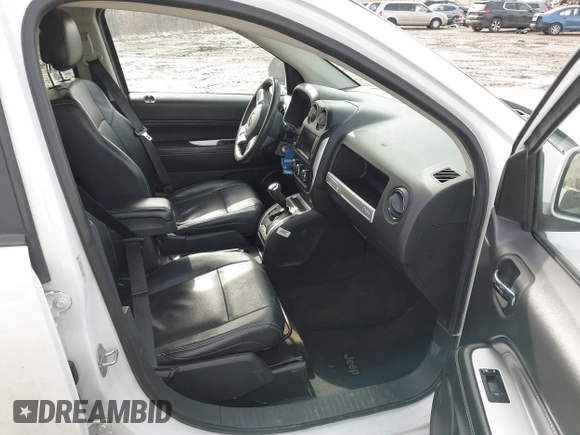 2014 Jeep Compass Limited with VIN 1C4NJDCB3ED682220, listed as a IAAI auction lot 41693233 with 149,380 mi miles. Bid and sale history available at carsss.com. Image 5.