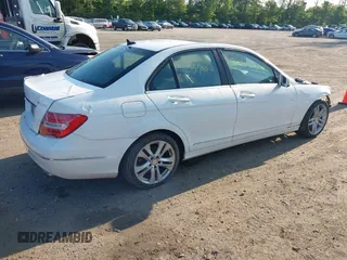 2013 Mercedes-Benz C 300 Sport with VIN WDDGF8AB8DR273075, listed as a IAAI auction lot 42406838 with Not provided miles and . Bid and sale history available at DreamBid. Image 4.