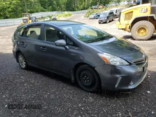 2014 Toyota Prius Two with VIN JTDZN3EU8E3357650, listed as a Copart auction lot 63230035 with 115,447 mi miles and Clean title. Bid and sale history available at DreamBid. Image 4.