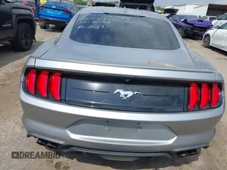 2020 Ford Mustang EcoBoost z VIN 1FA6P8TH2L5186210, wystawiony jako IAAI lot #42103657 z przebiegiem 68 790 mil mil oraz . Historia ofert i sprzedaży dostępna na DreamBid. Obrazek 17.