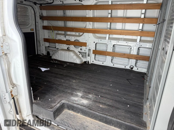 2015 Ford Transit Cargo with VIN 1FTNR1ZM2FKA76856, listed as a Copart auction lot 52003535 with 200,745 mi miles and Clean title. Bid and sale history available at DreamBid. Image 6.