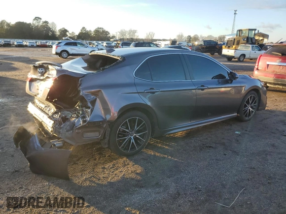 2024 Toyota Camry SE with VIN 4T1G11AK3RU904928, listed as a Copart auction lot 88525785 with 43,244 mi miles and Salvage Title. Bid and sale history available at carsss.com. Image 3.