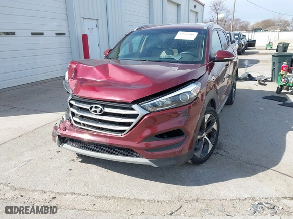 2017 Hyundai Tucson Value with VIN KM8J33A29HU390142, listed as a IAAI auction lot 41816840 with 55,750 mi miles. Bid and sale history available at carsss.com. Image 18.