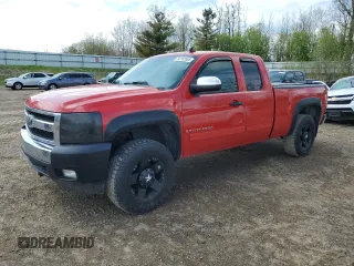 2007 Chevrolet Silverado 1500 1LT with VIN 1GCEK19007Z571437, listed as a Copart auction lot 55155565 with 218,138 mi miles and Clean Title. Bid and sale history available at DreamBid. Image 1.