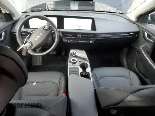 2024 Kia EV6 Wind with VIN KNDC3DLC2R5616445, listed as a Copart auction lot 79362904 with 3,046 mi miles and Salvage Title. Bid and sale history available at carsss.com. Image 8.
